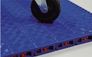 Bande de convoyeur modulaire - WT3109-W  - Tsubakimoto Chain - flexible / en plastique / antidérapante