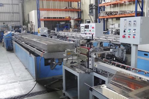 Ligne d'extrusion pour applications médicales - Everplast Machinery Co., Ltd. - de tubes / pour PVC / pour PP