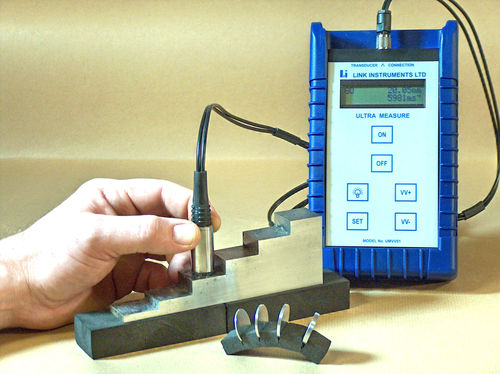 Mesureur d'épaisseur portable - UMVV01   - Link Instruments - portatif / à ultrasons / avec calibrage manuel