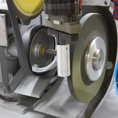Machine de polissage pour métaux - Acme Manufacturing - pour l'automobile / pour pièces cylindriques / médicale