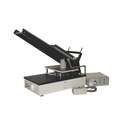 Banc d'essai de réaction au feu - Polynorme 503 - Cefem Group - automatique / motorisé / contrôlé par ordinateur