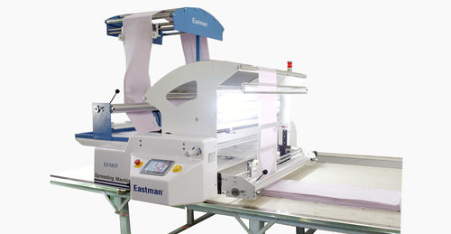 Chariot matelasseur automatique - ES-550 - Eastman Machine Company - pour textiles