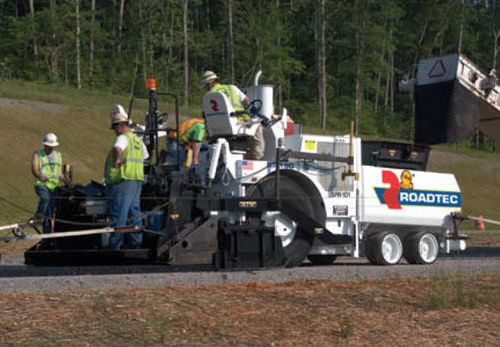 Finisseur d'asphalte - 10’ (3.0m) | RP-190 - Roadtec - sur pneus