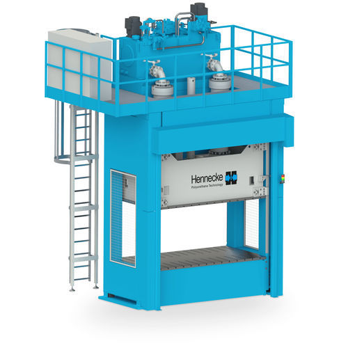 Machine de production de pièces en matériaux composites - PUR-CSM PREG - Hennecke GROUP - de panneau sandwich en PUR / pour l'industrie automobile