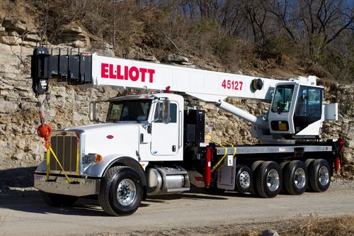Camion grue - 45127 - Elliott Equipment Company - pour fortes charges / à 3 essieux
