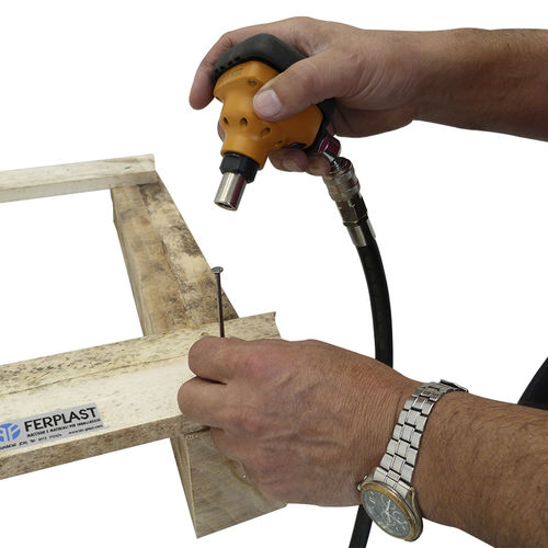 Cloueuse pneumatique - PN 50 E/100 K - Ferplast - pour le bois