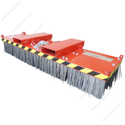 Balayeuse pour chariot élévateur - FPB-UN series - Ferplast - électrique / de déchets / avec 3 brosses