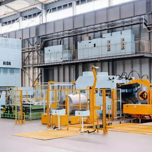 Ligne d'alimentation de presse pour l'industrie automobile - Aida S.r.l.