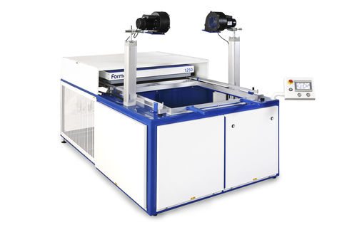 Thermoformeuse de panneaux - Formech - pour la recherche et développement / semi-automatique / sous vide