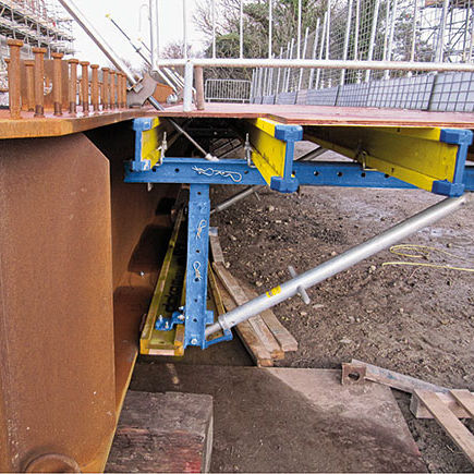 Coffrage modulaire - ParaTop - DOKA - de ponts / en acier / en métal
