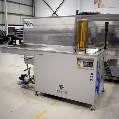 Machine de nettoyage à ultrasons - 79 Ga - TIERRATECH - pour l'industrie aéronautique / sur mesure / à bain unique