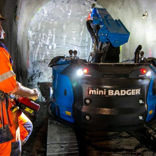Pelleteuse intermédiaire - WIMMER Hartstahl GmbH & Co KG - sur chenilles / diesel / pour tunnel