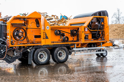 Déchiqueteur secondaire - AK 565 - Doppstadt - à 1 arbre / pour le bois / de déchets solides et en vrac