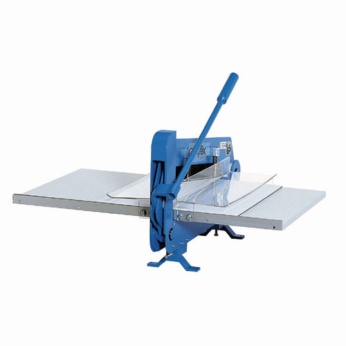 Machine à couper et denteler pour échantillons de tissus - ZO - Polytex
