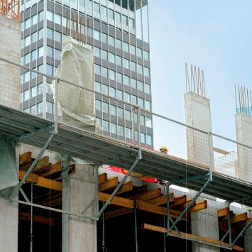 Échafaudage suspendu - FALKO - Hünnebeck GmbH - de façade / modulaire