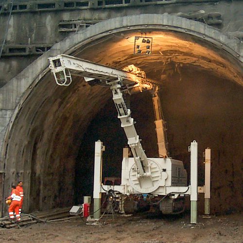 Foreuse de consolidation de tunnel - PG185 - CASAGRANDE - Foundation Division - sur chenilles / rotative / hydraulique