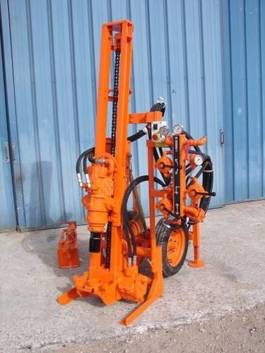Foreuse de micropieux - P series - Stenuick International - à roues / rotative / hydraulique