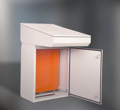 Pupitre industriel - CE, RoHs, IP55 & TUV / AM & ALP / OEM service - ZHEJIANG TIANQI ELECTRIC CO.,LTD - opérateur