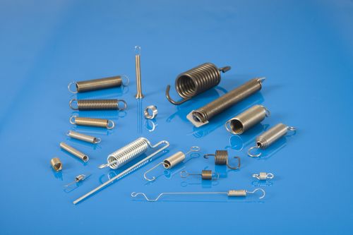 Ressort de traction - Schweizer GmbH & Co. KG - à fil / en acier
