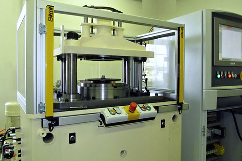 Machine d'essai d'embrayage - AS.4  - Labortech s.r.o. - de torsion / contrôlée par ordinateur / d'amortisseur