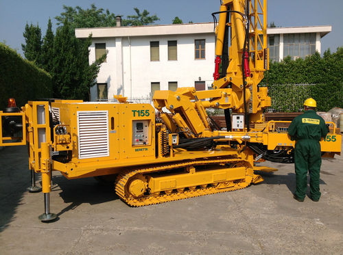 Foreuse multifonction - T155 - Beretta Alfredo - sur chenilles / rotative / hydraulique