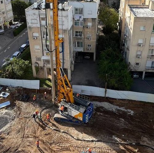 Foreuse de stabilisation - BG 30 H BT 85 - BAUER Maschinen GmbH - géotechnique / multifonction / de pieux de fondation