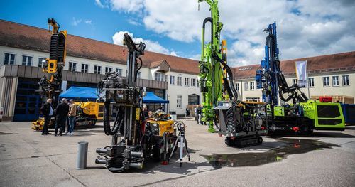 Foreuse pour ancrage de raccordement - KLEMM KR 702-3 - BAUER Maschinen GmbH - géotechnique / de stabilisation / multifonction