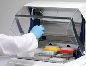 Station de manipulation de liquides de laboratoire - PIPETMAX® - Gilson international