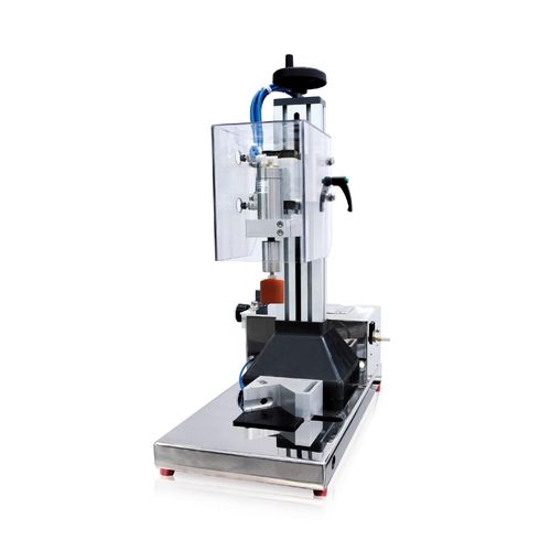 Boucheuse visseuse semi-automatique - AV30 - Marchesini Group - linéaire / pour bouteilles en verre / pour produits cosmétiques