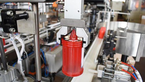 Remplisseuse boucheuse étiqueteuse automatique - RTE - PMR System Group