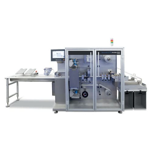 Machine d'emballage automatique - HM 2 series - Romaco Group - en continu / de seringues / pour l'industrie pharmaceutique