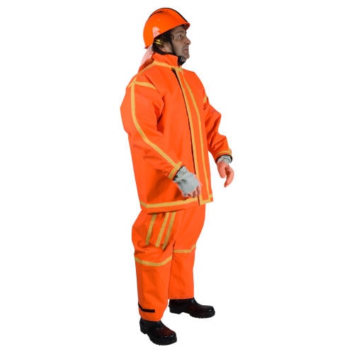 Cuissarde pour l'industrie chimique - Matcon B.V. - de protection chimique / en butyl / en PVC