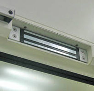 Système de contrôle pour salle blanche - ILKAZELL Isoliertechnik GmbH Zwickau - pour porte