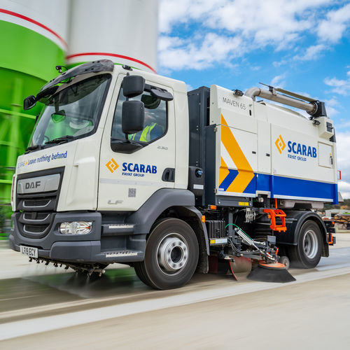 Balayeuse mécanique sur camion - Maven 65 - Scarab Sweepers - de voirie / diesel / thermique