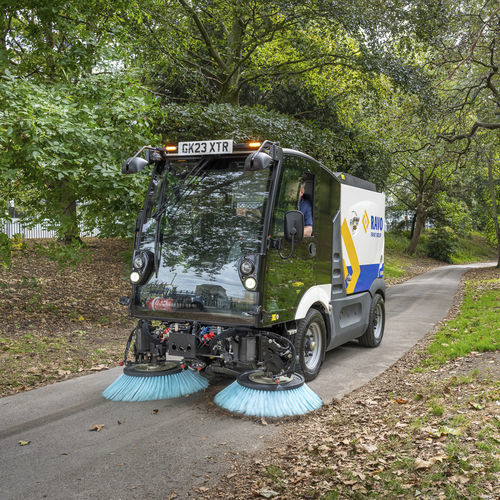 Balayeuse autoportée - RAVO R2 - Scarab Sweepers - de voirie / à essence / diesel