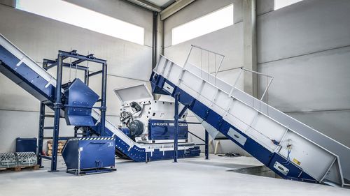 Déchiqueteur primaire - Micromat - Lindner Recyclingtech GmbH - à 1 arbre / de déchets solides et en vrac / pour déchêts en matières plastiques