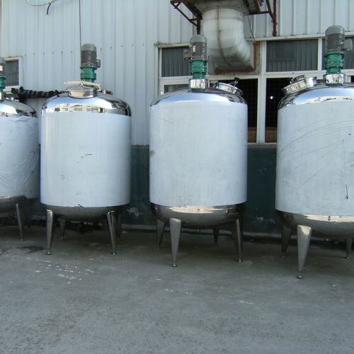 Cuve chauffante - ZHEJIANG XINGSHENG MACHINERY CO.,LTD - en acier inoxydable / avec agitateur / verticale