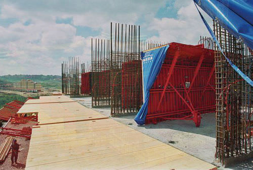 Plateforme de travail - 16E - Mesa Imalat Sanayii ve Ticaret A.S. - suspendue
