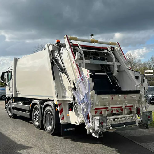 Benne à ordures ménagères chargement arrière - VARIOPRESS - FAUN Umwelttechnik GmbH & Co. KG - électrique / zéro émission / avec compacteur