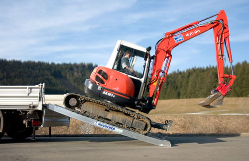 Rampe de chargement mobile - 2300 - 5000 kg | Baytec - Mauderer Alutechnik