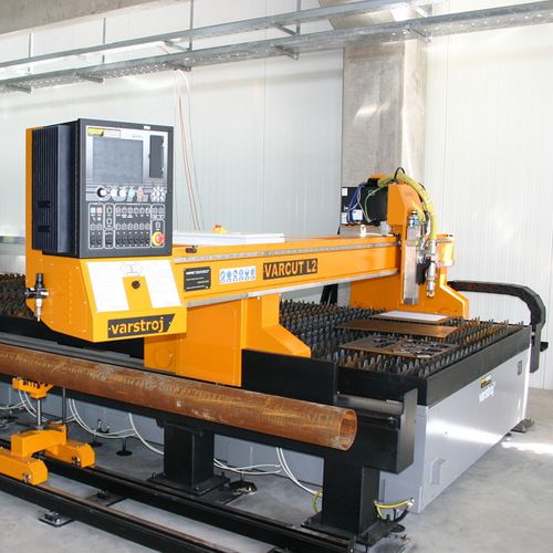 Machine de découpe à flamme - VARCUT L2 - DAIHEN VARSTROJ - plasma / pour métal / CNC