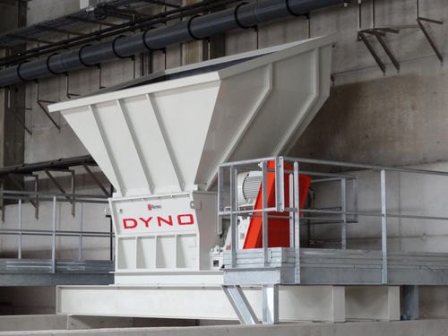 Pré-broyeur de produits alimentaires - Dyno 3 - Rentec - pour déchets organiques / à rotor / horizontal