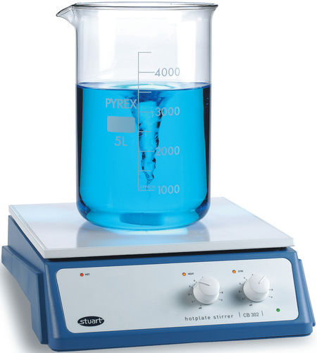 Agitateur magnétique de laboratoire - EW-04800-01 - Stuart Equipment - analogique / vertical / à plaque chauffante