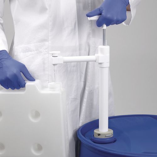 Pompe à piston - 5606 series - Bürkle - pour produits chimiques / manuelle / semi-immergée