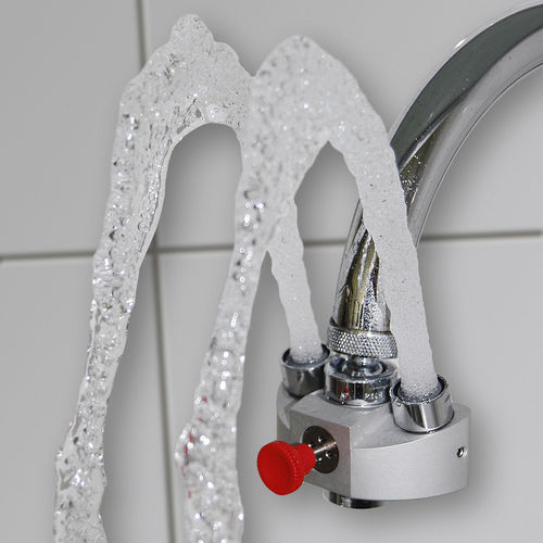 Douche oculaire montée sur robinet - 2515-0100 - Bürkle - mobile / pour environnement dangereux / d'intérieur