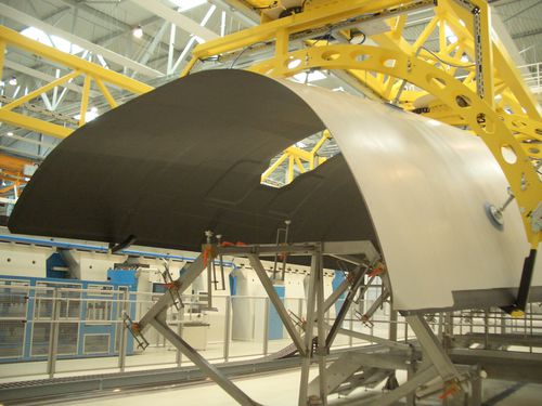 Palonnier à ventouse pour applications aéronautiques - VacuLifter - VACU-LIFT Transportsysteme GmbH - horizontal