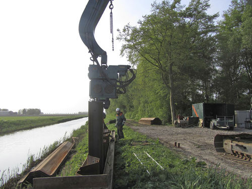 Pince hydraulique - 40TU - International Construction Equipment BV