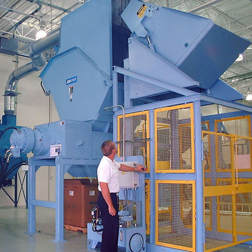 Déchiqueteur primaire - Dual-Shear® M100 series - SSI Shredding Systems, Inc. - à 2 arbres / de déchets / métal