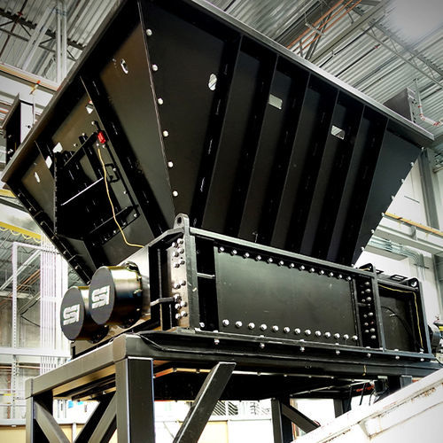 Déchiqueteur primaire - Dual-Shear® M180 series - SSI Shredding Systems, Inc. - à deux arbres / métal / de pneus
