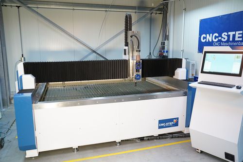 Machine de découpe au jet d'eau - HPC-3015 - CNC-STEP GmbH & Co. KG - pour métal / de profilés / CNC